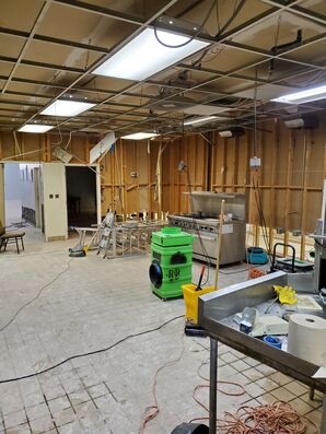 Commercial Water Damage Restoration in Peachtree Cornors, GA (2)