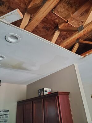 Water Damage Restoration in Sandy Springs, GA (4)