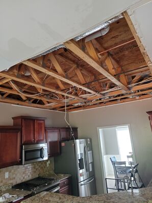 Water Damage Restoration in Sandy Springs, GA (1)